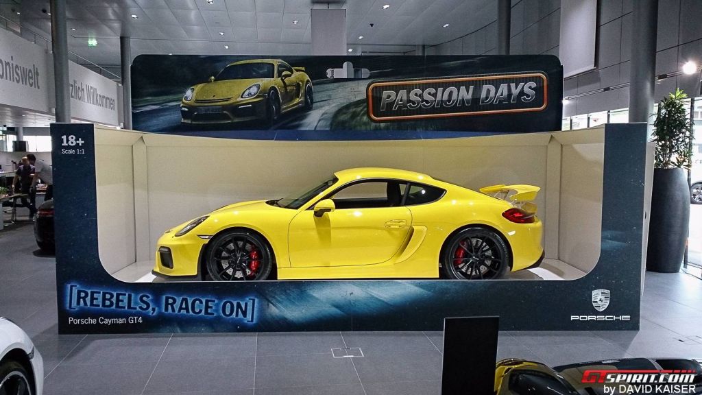 Name:  Porsche-Cayman-GT4-Toy-Car-7.jpg
Views: 2188
Size:  104.1 KB