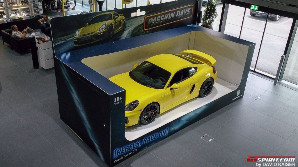 Name:  porsche-cayman-gt4-toy-car-10.jpg
Views: 2079
Size:  106.2 KB