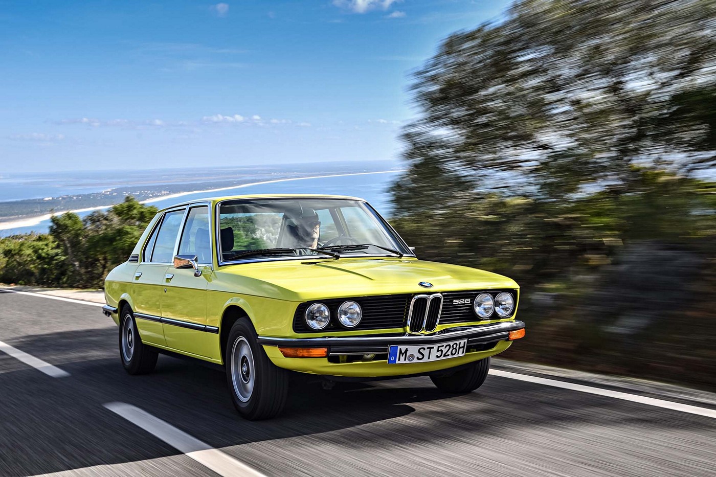 Name:  BMW-5-Series-E12-front-three-quarter-in-motion-05.jpg
Views: 1974
Size:  337.0 KB