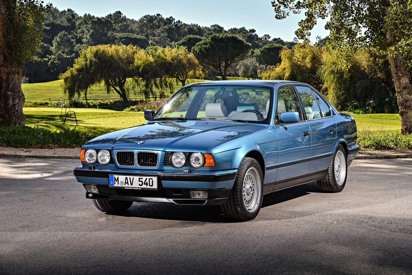 Name:  bmw_540i_6.jpg
Views: 4431
Size:  555.1 KB