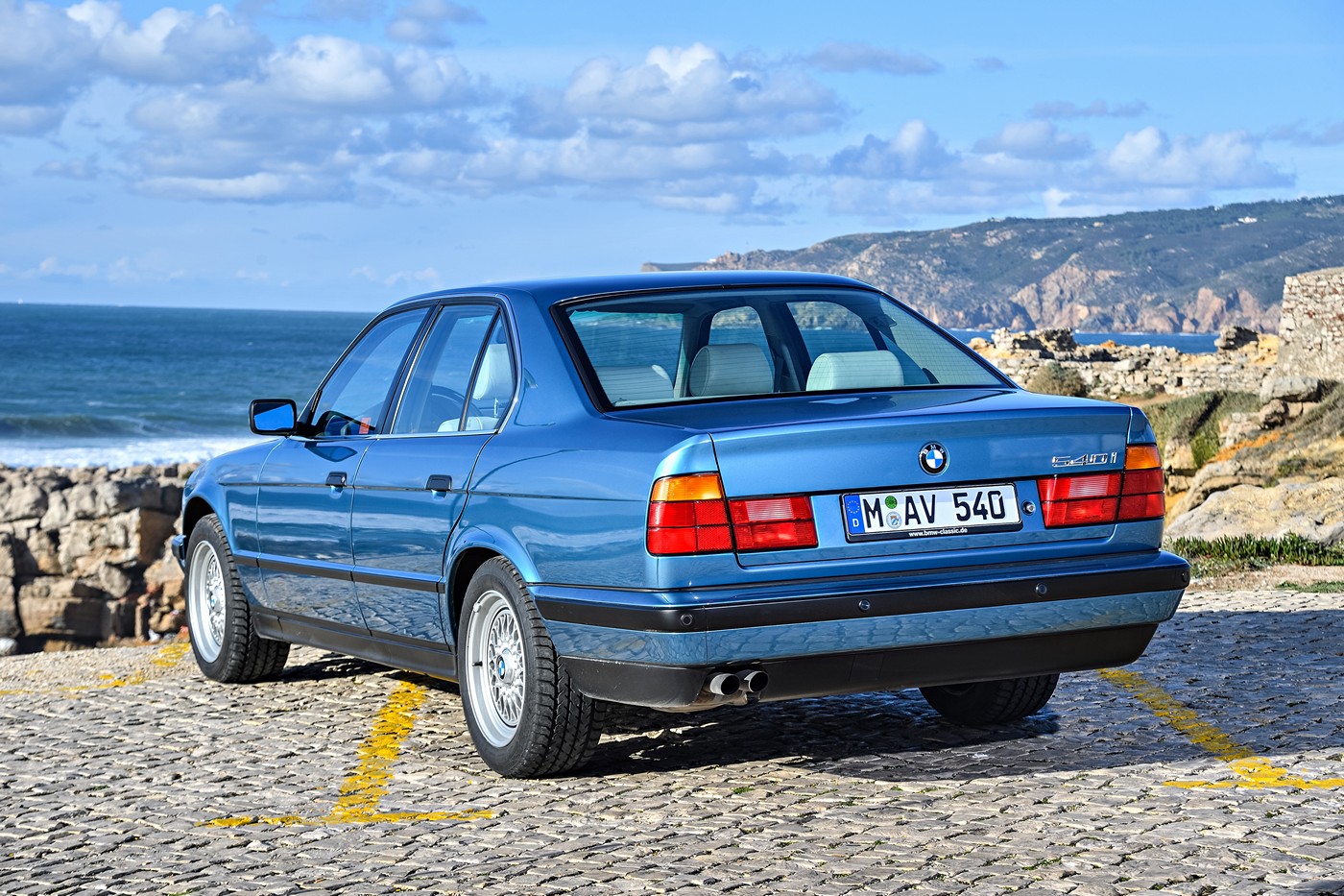 Name:  bmw_540i_19.jpg
Views: 4234
Size:  409.9 KB