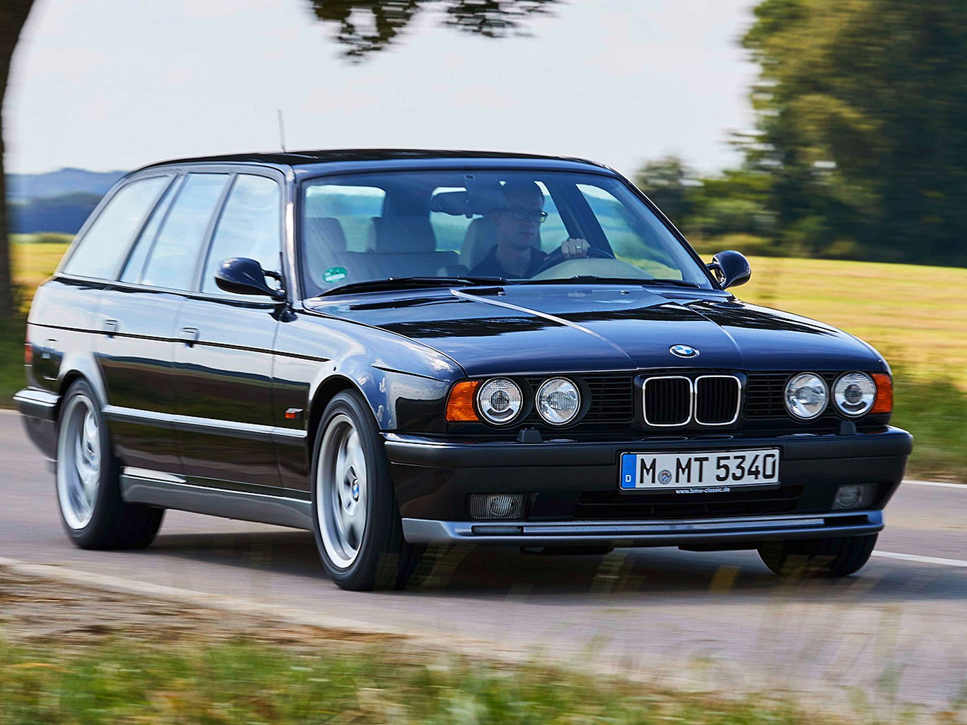 Name:  bmw_m5_touring_9.jpg
Views: 4193
Size:  307.1 KB