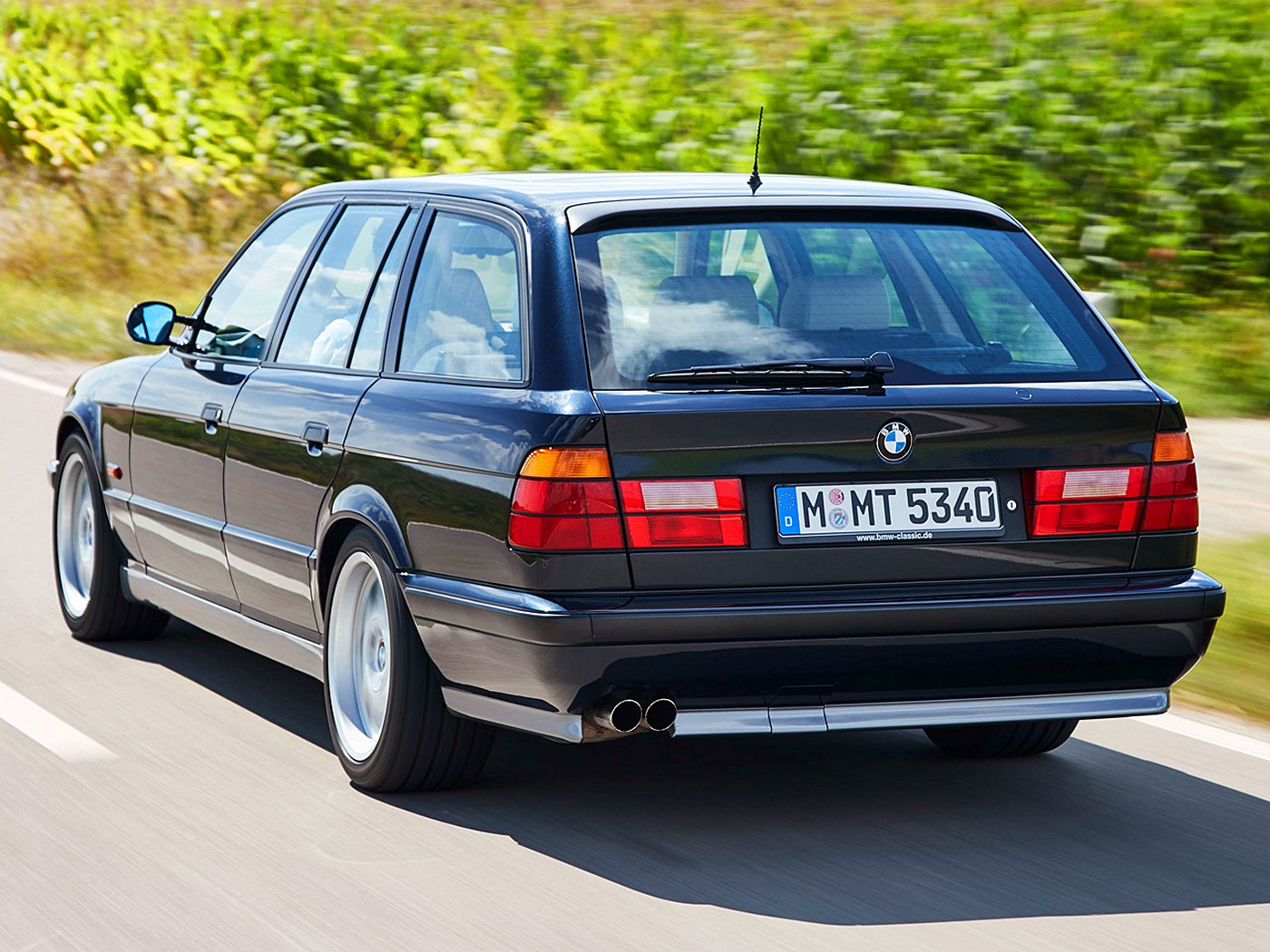 Name:  bmw_m5_touring_11.jpg
Views: 4201
Size:  336.7 KB