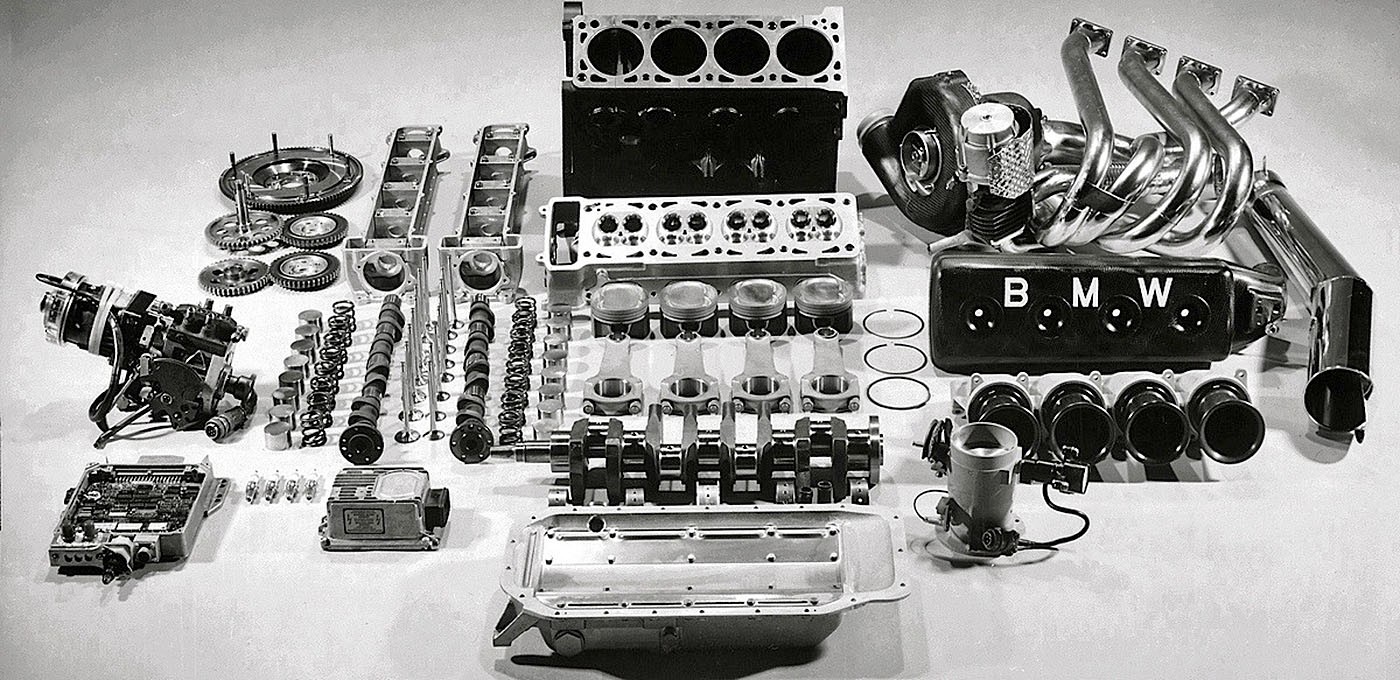 Name:  bmwM12-13 Disassembled.jpg
Views: 42519
Size:  303.6 KB