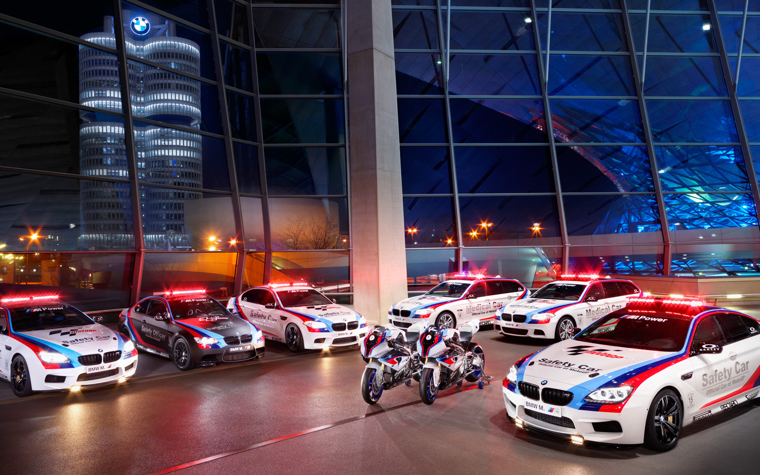 Name:  2013-BMW-M-MotoGP-Safety-Car-lineup.jpg
Views: 6985
Size:  563.2 KB