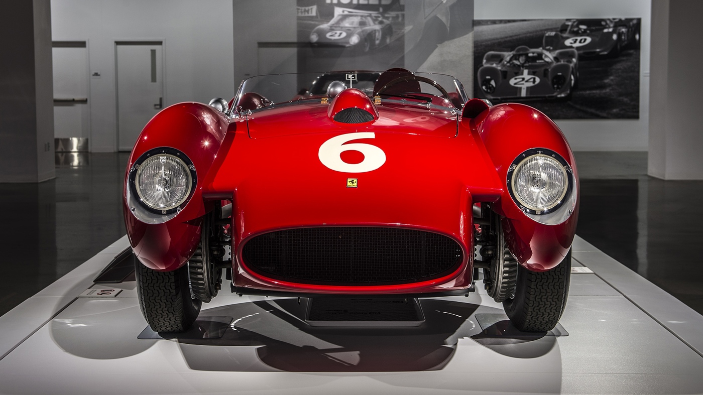 Name:  32-petersen-ferrari-70th-anniversary-1.jpg
Views: 1193
Size:  367.9 KB