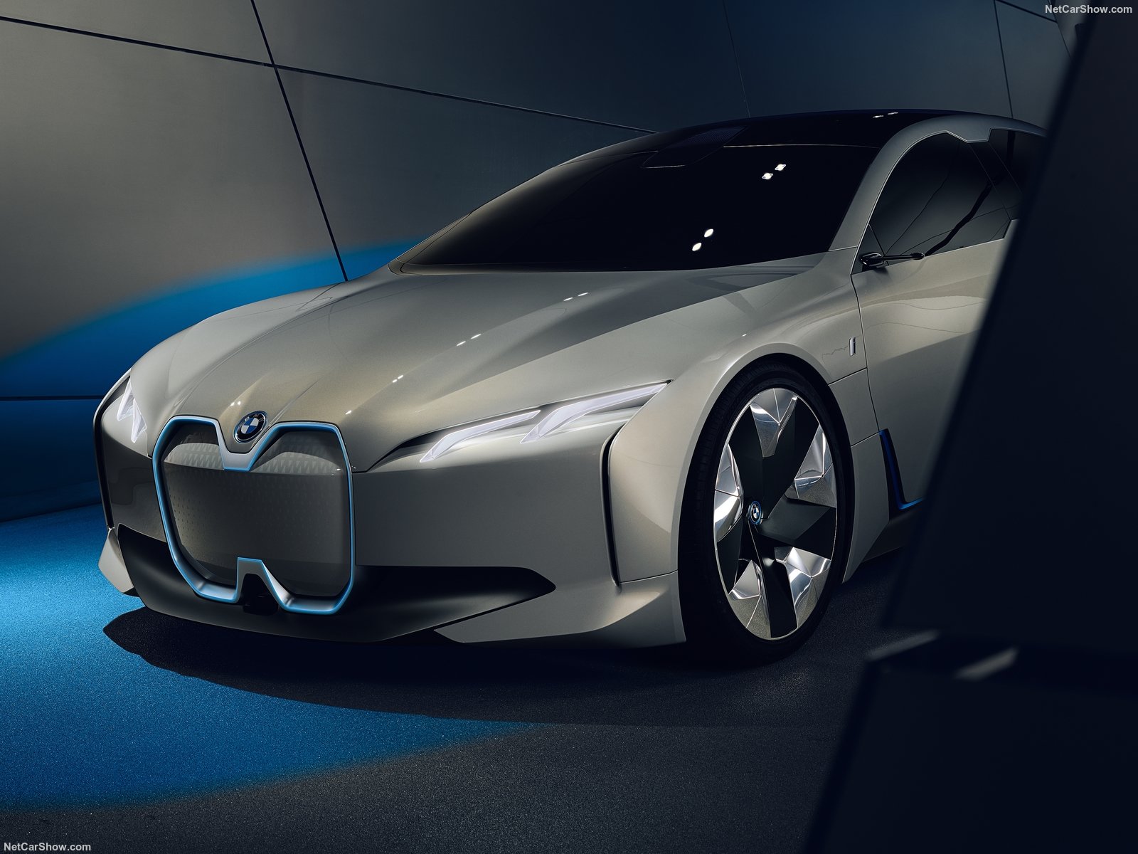 Name:  BMW-i_Vision_Dynamics_Concept-2017-1600-0f.jpg
Views: 16565
Size:  212.3 KB