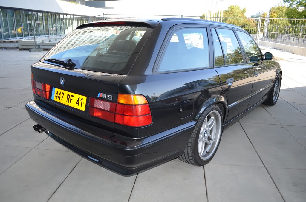 Name:  e34 M5 bonhams auction  DSC_0086.jpg
Views: 16650
Size:  120.5 KB