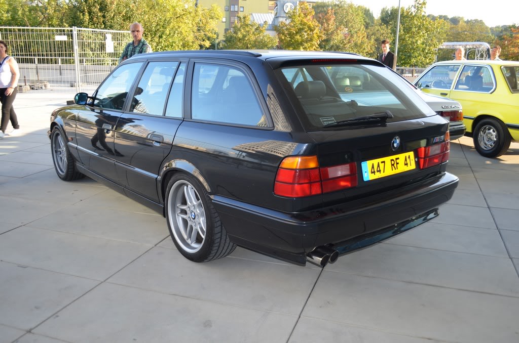 Name:  e34 M5 bonhams auction  DSC_0715.jpg
Views: 14612
Size:  132.6 KB