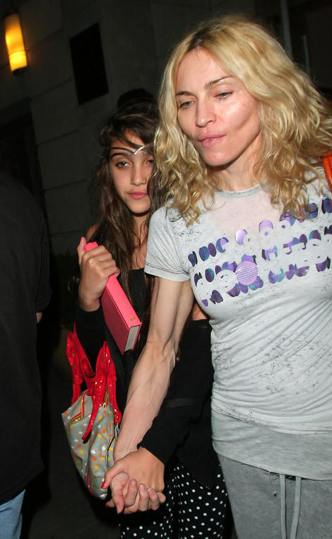 Name:  madonna no makeup 1thumb.jpg
Views: 7558
Size:  75.6 KB