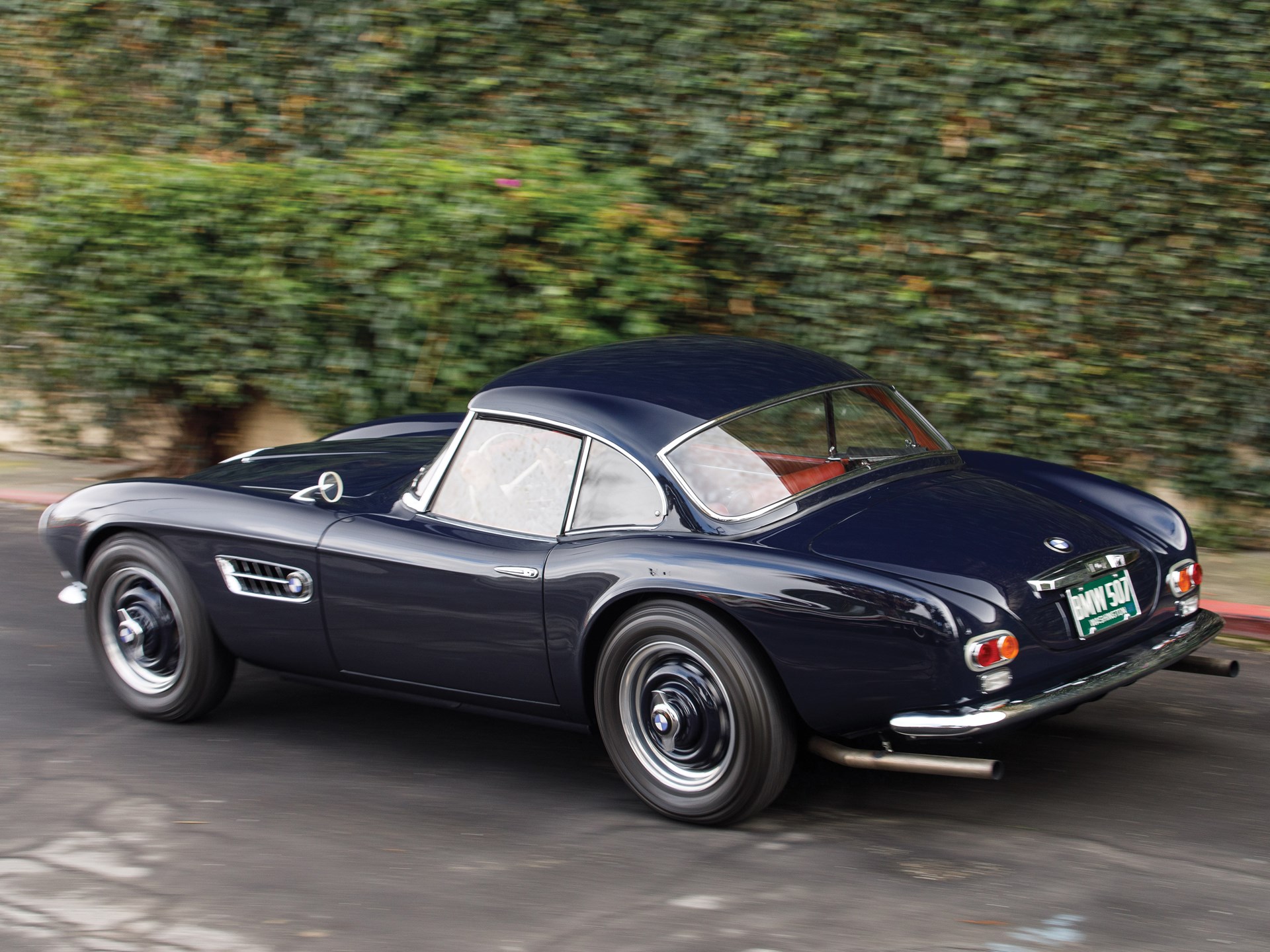 Name:  1958 BMW 507 Roadster S2 70157 RM Arizona 2019-19.jpg
Views: 5046
Size:  494.8 KB