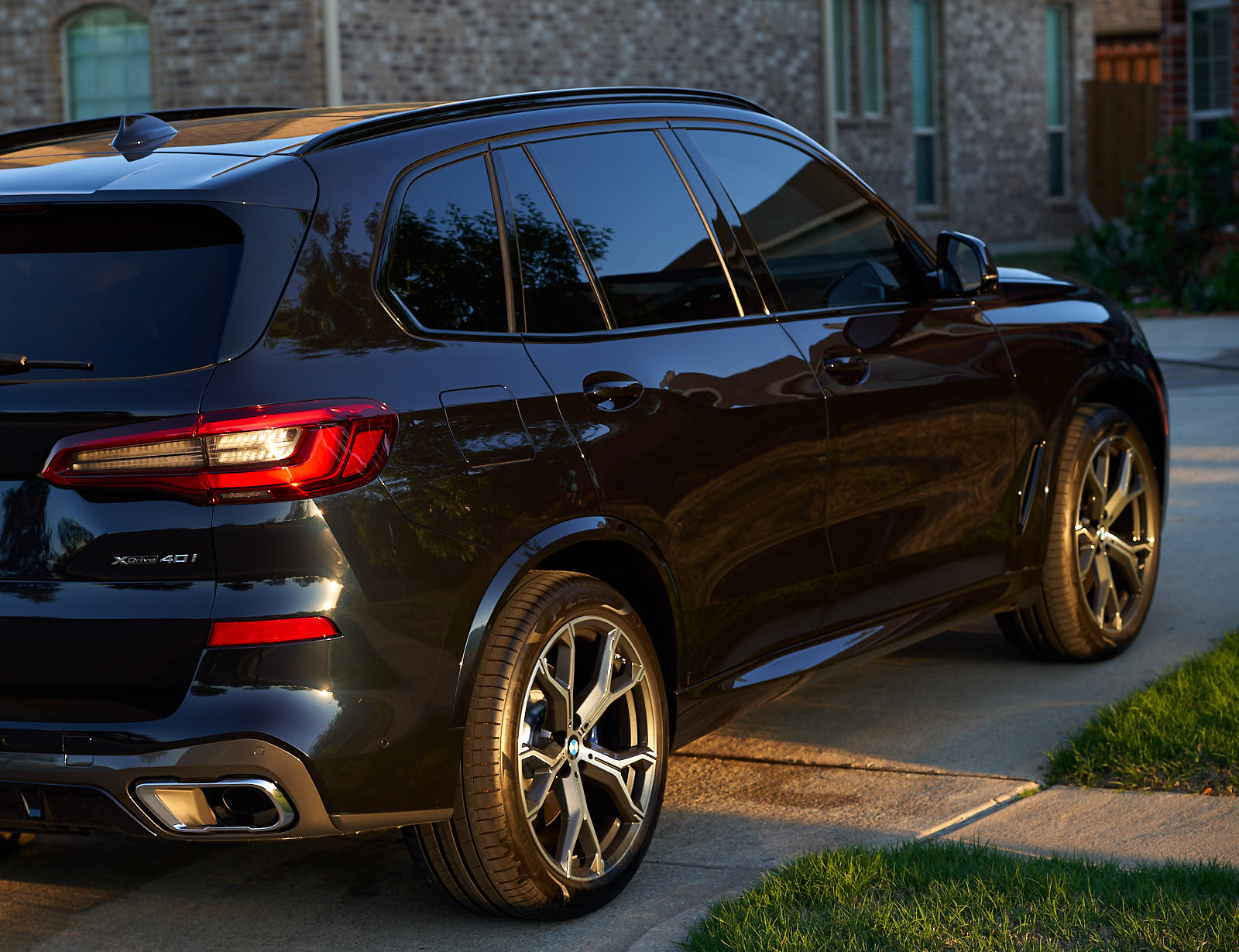 Name:  2019_BMW_X5_xDrive_ 10.jpg
Views: 4719
Size:  290.8 KB