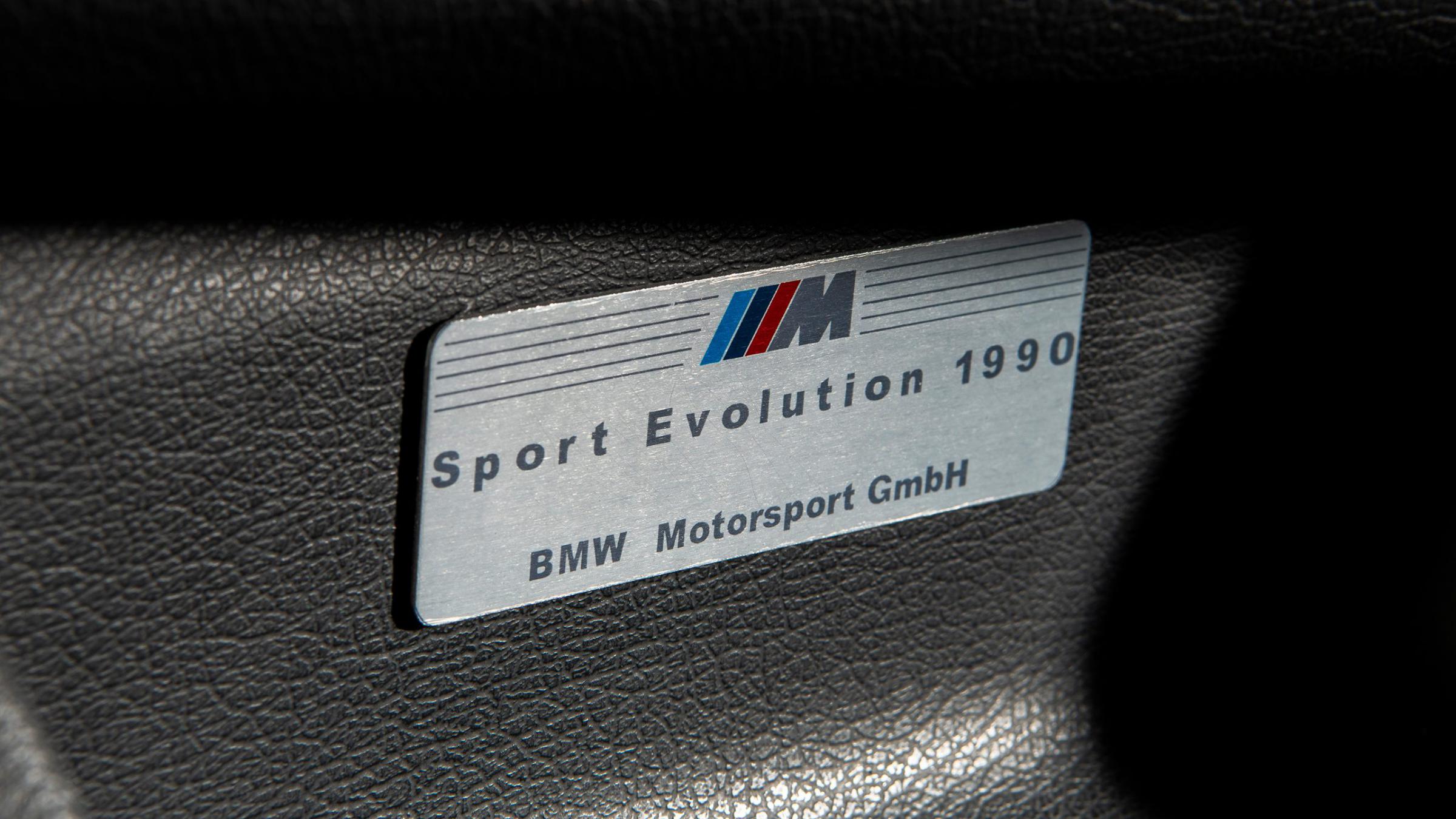 Name:  E30_M3_Sport_Evo_Plaque.jpg
Views: 1976
Size:  302.3 KB