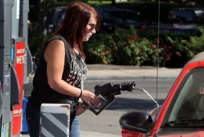 Name:  At the pumps..jpg
Views: 1486
Size:  179.6 KB