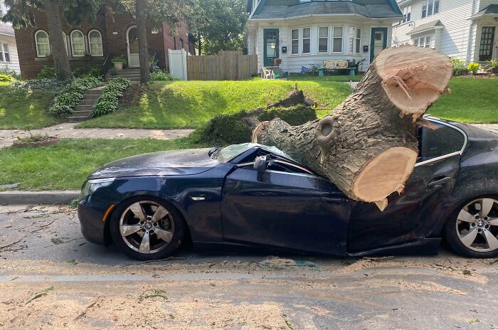 Name:  Mother Nature Decided That This BMW Should Be A Convertible.jpg
Views: 1034
Size:  89.4 KB