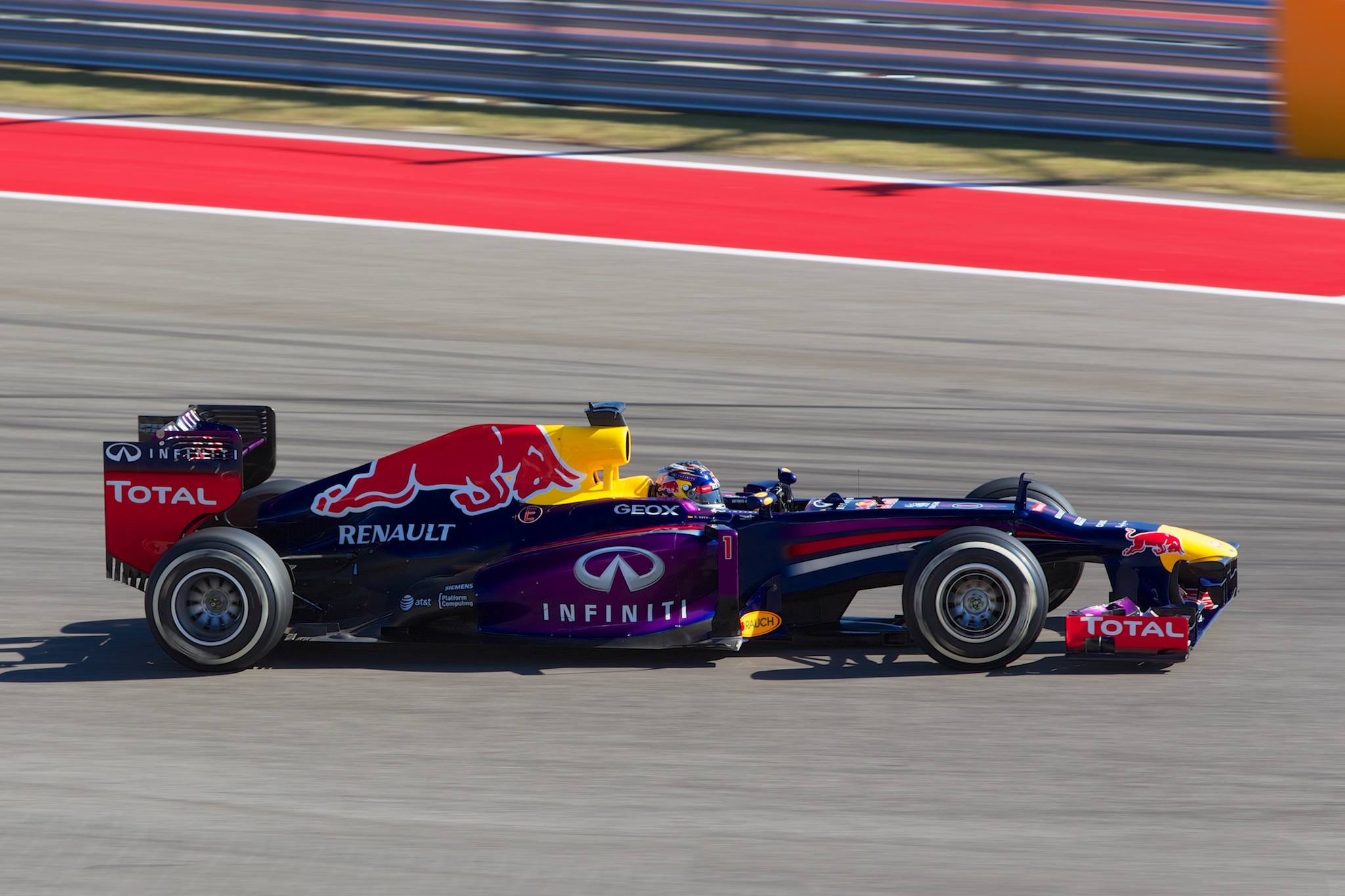 Name:  2013 USGP Vettel T12.jpg
Views: 1820
Size:  226.7 KB