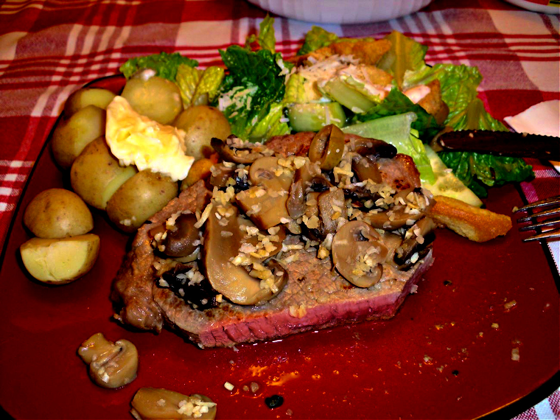 Name:  Steak. (1).jpg
Views: 395
Size:  483.5 KB