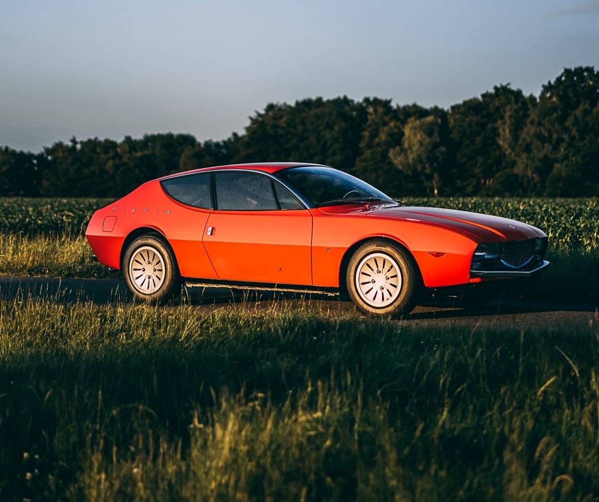 Name:  1967 Lancia Flavia Zagato.jpg
Views: 1899
Size:  151.8 KB