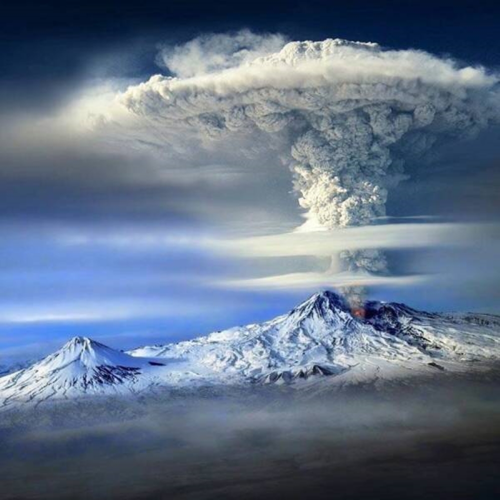 Name:  Volcano..jpg
Views: 661
Size:  402.8 KB