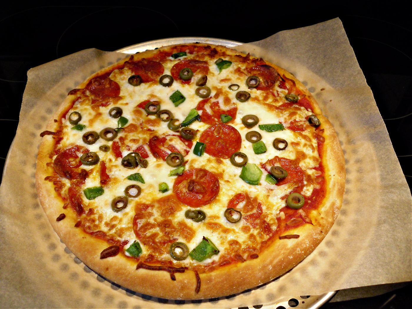 Name:  Pizza..jpg
Views: 520
Size:  872.5 KB