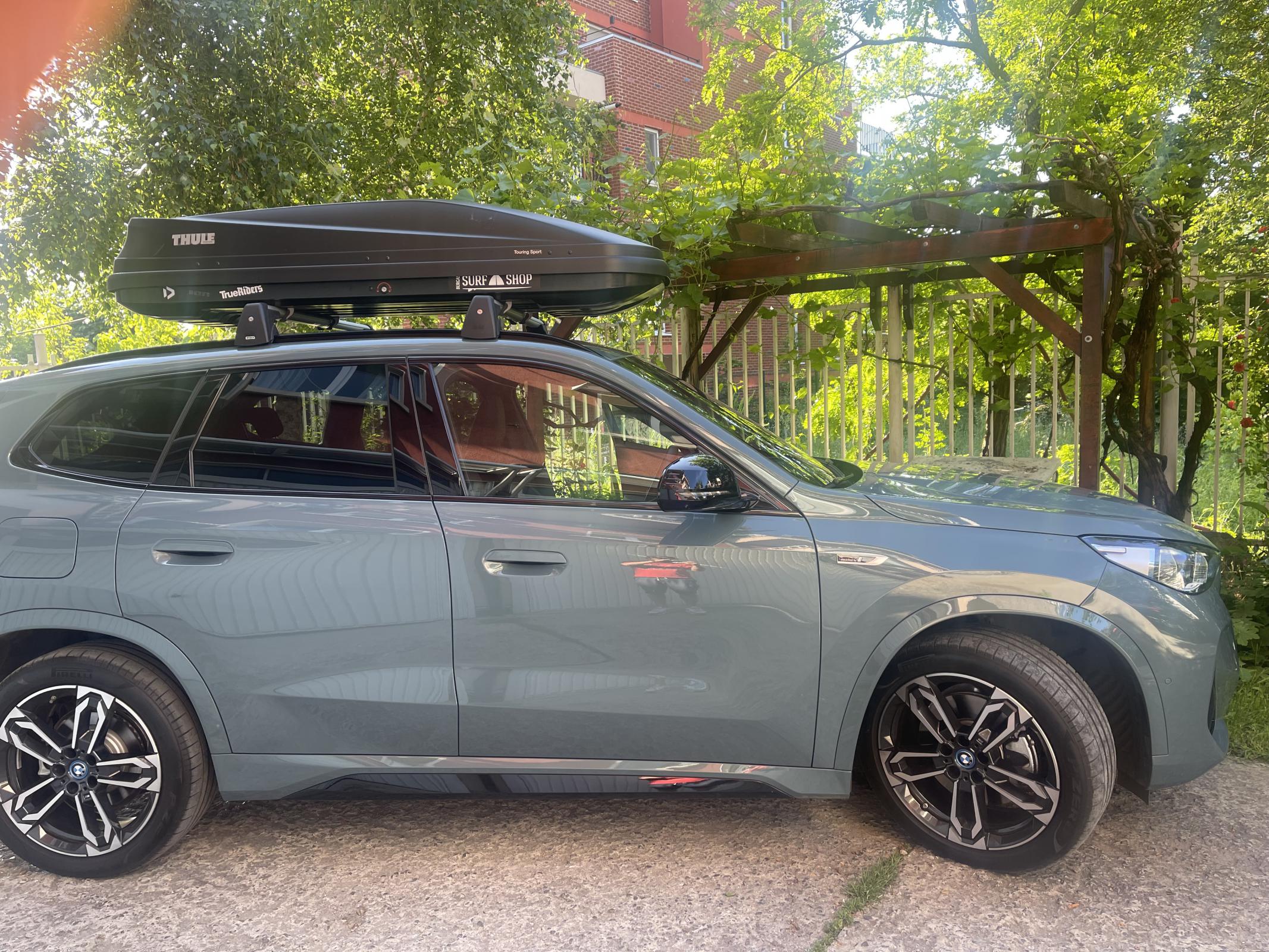 Bmw x1 roof store rack thule