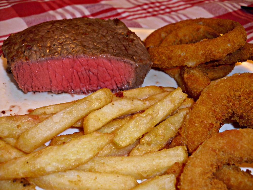 Name:  Steak dinner..jpg
Views: 308
Size:  514.6 KB