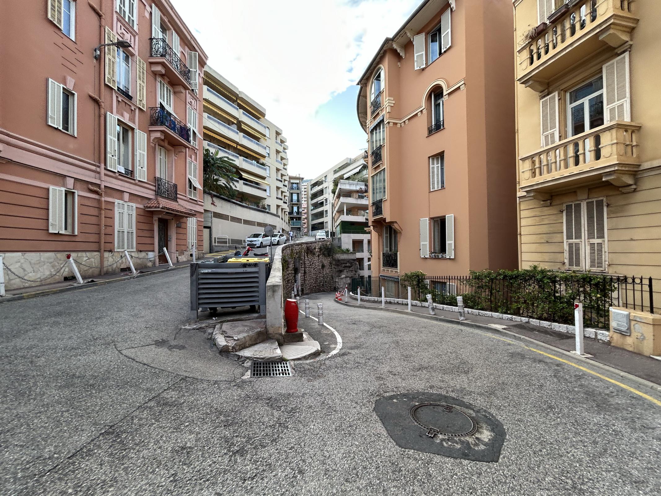 Name:  Monaco streets at welcome.jpg
Views: 242
Size:  715.9 KB