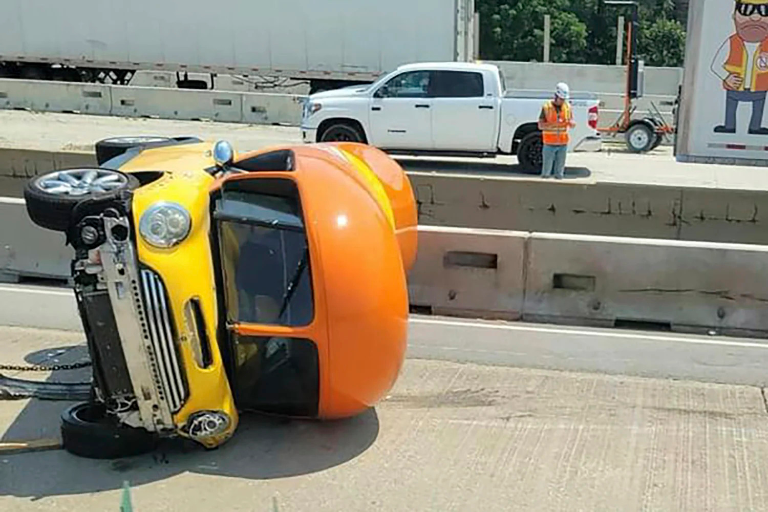 Name:  weinermobile-rollover.png
Views: 767
Size:  1.90 MB