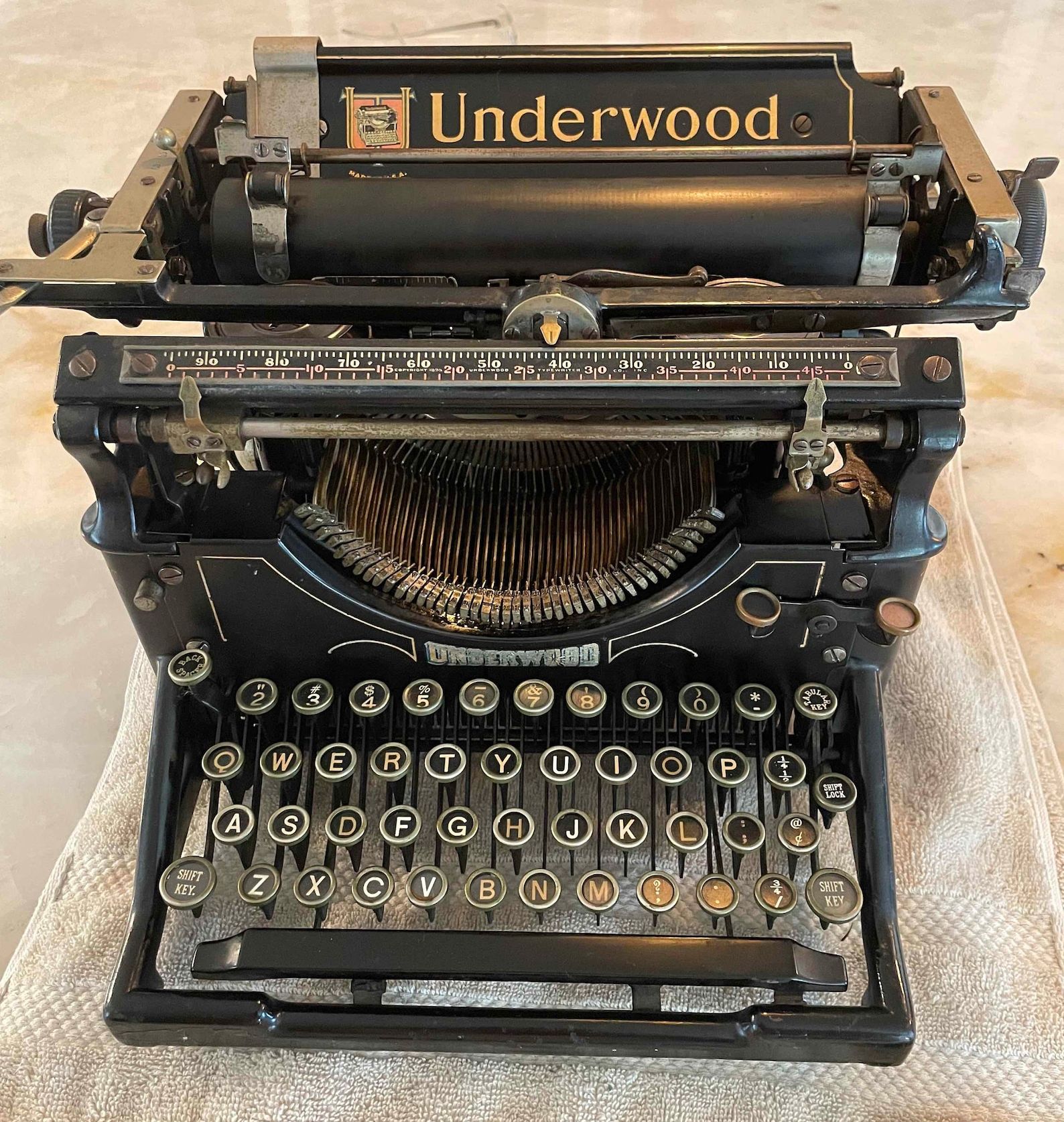 Name:  Underwood_Typewriter.jpg
Views: 137
Size:  538.0 KB