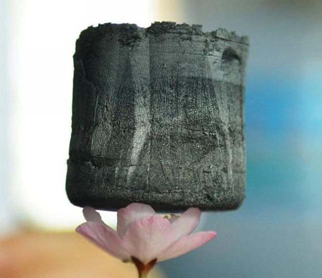 Name:  Aerogel..jpg
Views: 184
Size:  49.3 KB