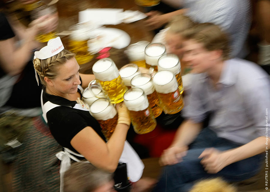 Name:  Oktoberfest_2009_1.jpg
Views: 4326
Size:  110.2 KB