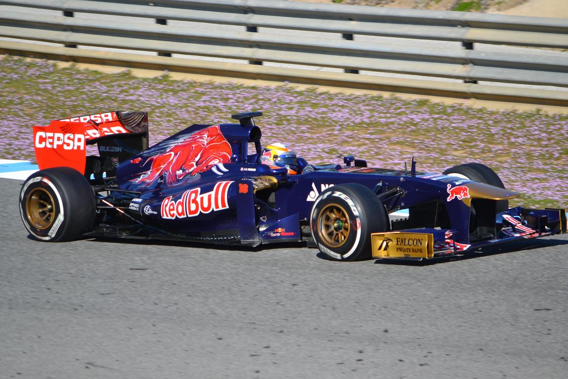 Name:  F1 Testing 2013 196 - Copy.JPG
Views: 1493
Size:  195.7 KB